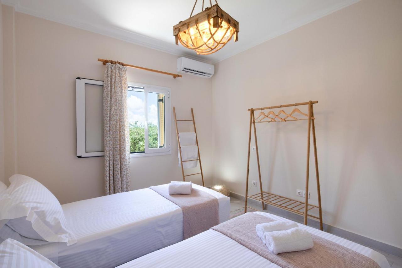 North Corfu Accommodation 1 Ахарави Екстериор снимка